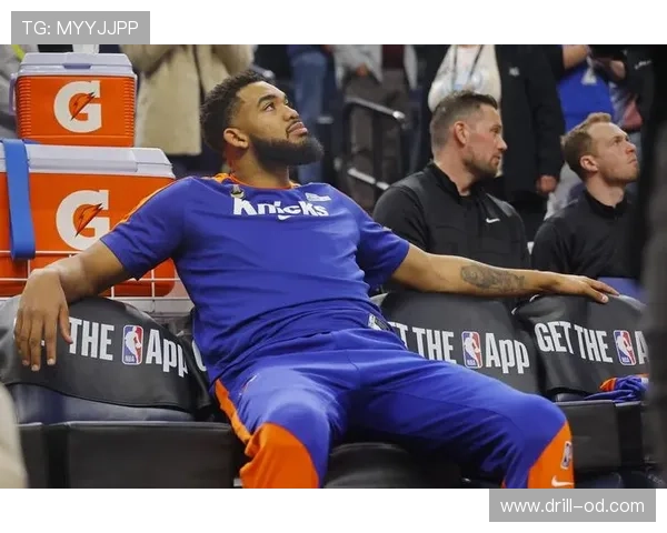 唐斯挡拆制造内线错位助力高效得分提升球队稳定性