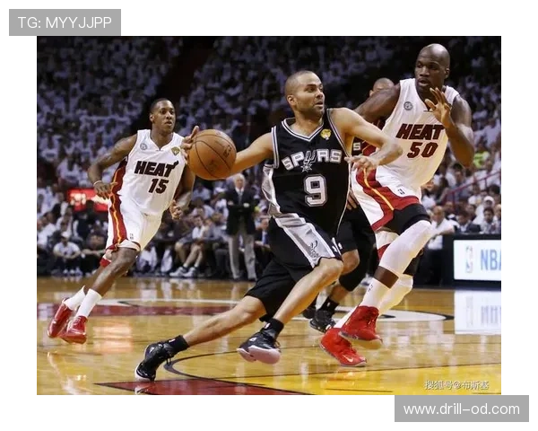 托尼·帕克利用挡拆节奏提升球队组织效率显著拉开进攻空间