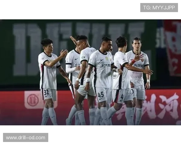 中超保级竞争白热化梅州客家急需主场抢分 中超保级竞争白热化梅州客家急需主场抢分